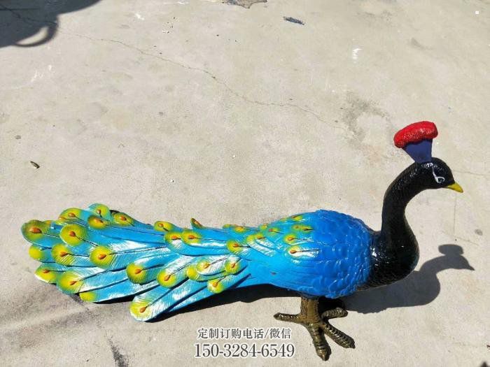 绥化彩绘孔雀雕塑制作选用,景区案例,动物美陈雕塑 绥化彩绘孔雀雕塑制作选用,景区案例,动物美陈雕塑